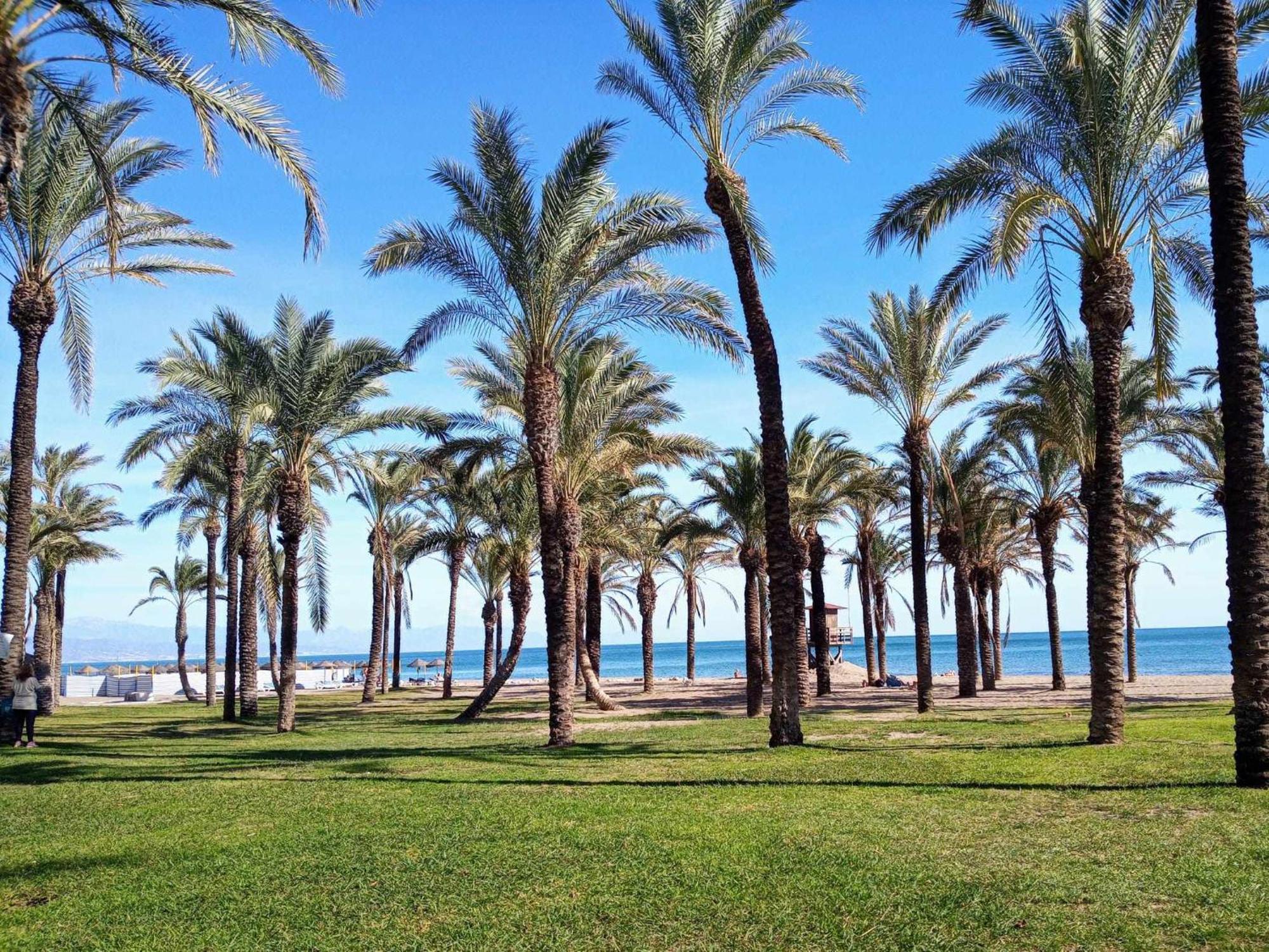 Apartamento La Carihuela A 2 Minutos De La Playa Torremolinos Exterior foto